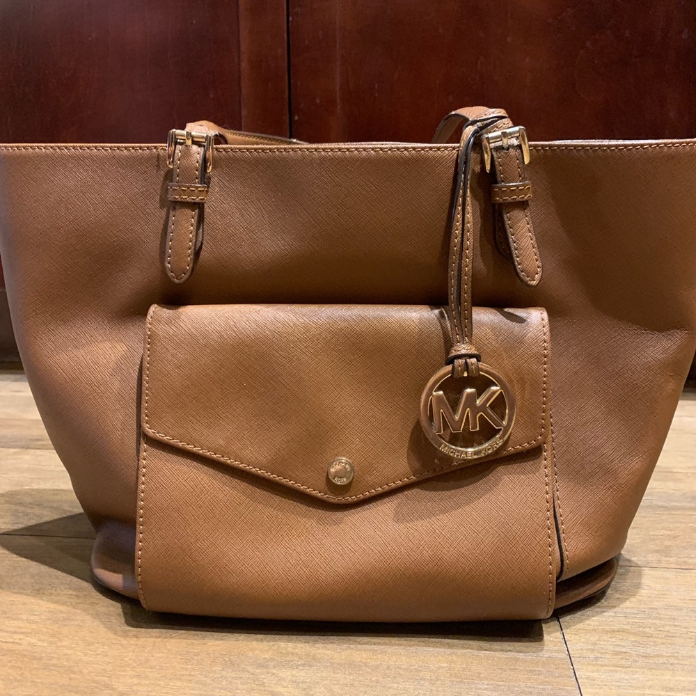 Authentic Michael Kors Brown Leather Medium Tote